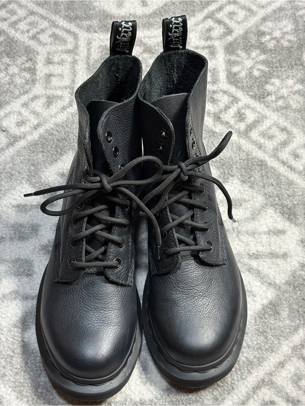 Dr. Martin 1460 Pascal Mono 8 Eye Virginia Leather Black Boots Womens Size 7